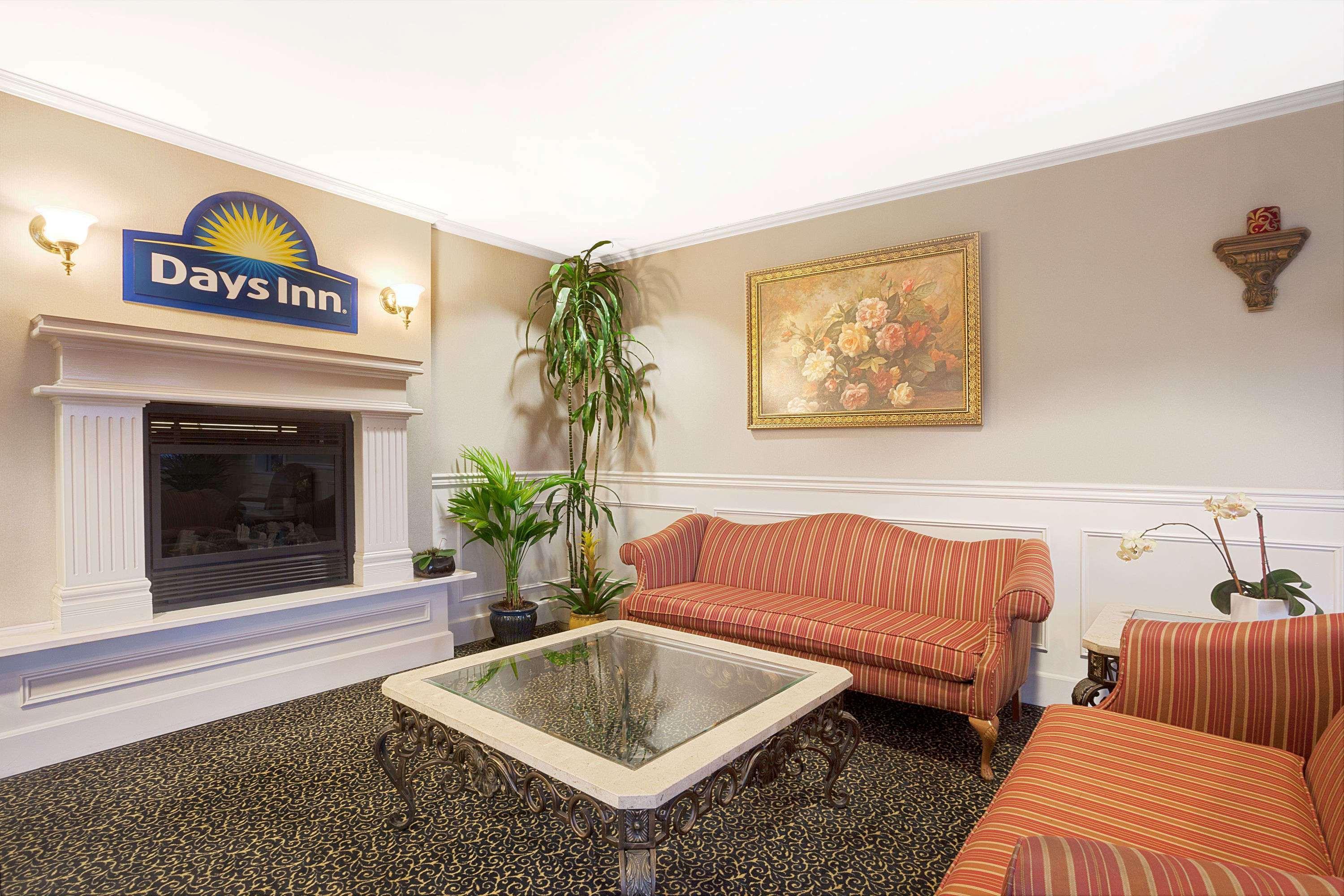 Days Inn By Wyndham Everett Zewnętrze zdjęcie